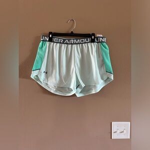 Under Armour size XL